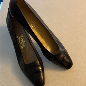 Salvatore Ferragamo Black Patent Tipped Flats Size 10  AAA (Narrow)